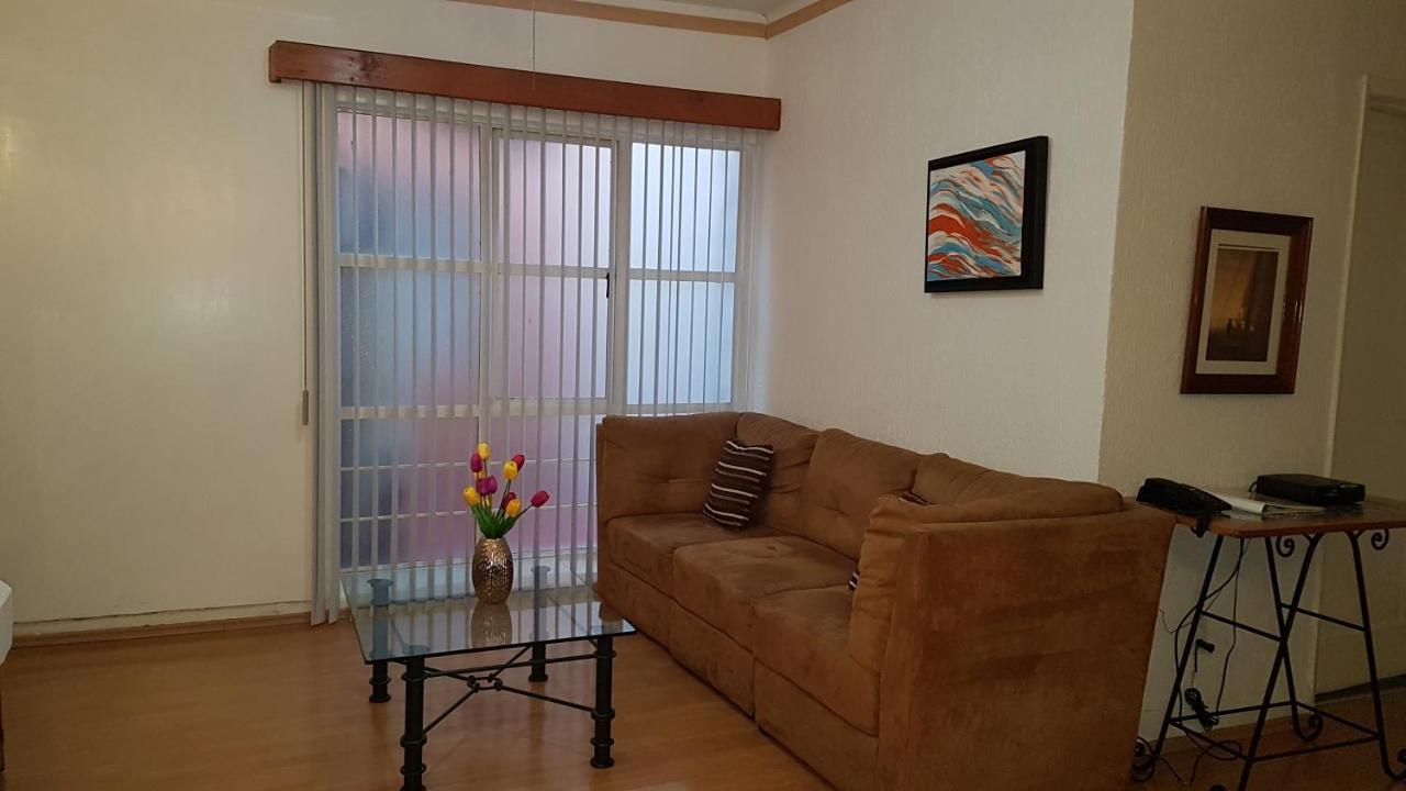 Steinhaus Suites Homero メキシコシティ エクステリア 写真
