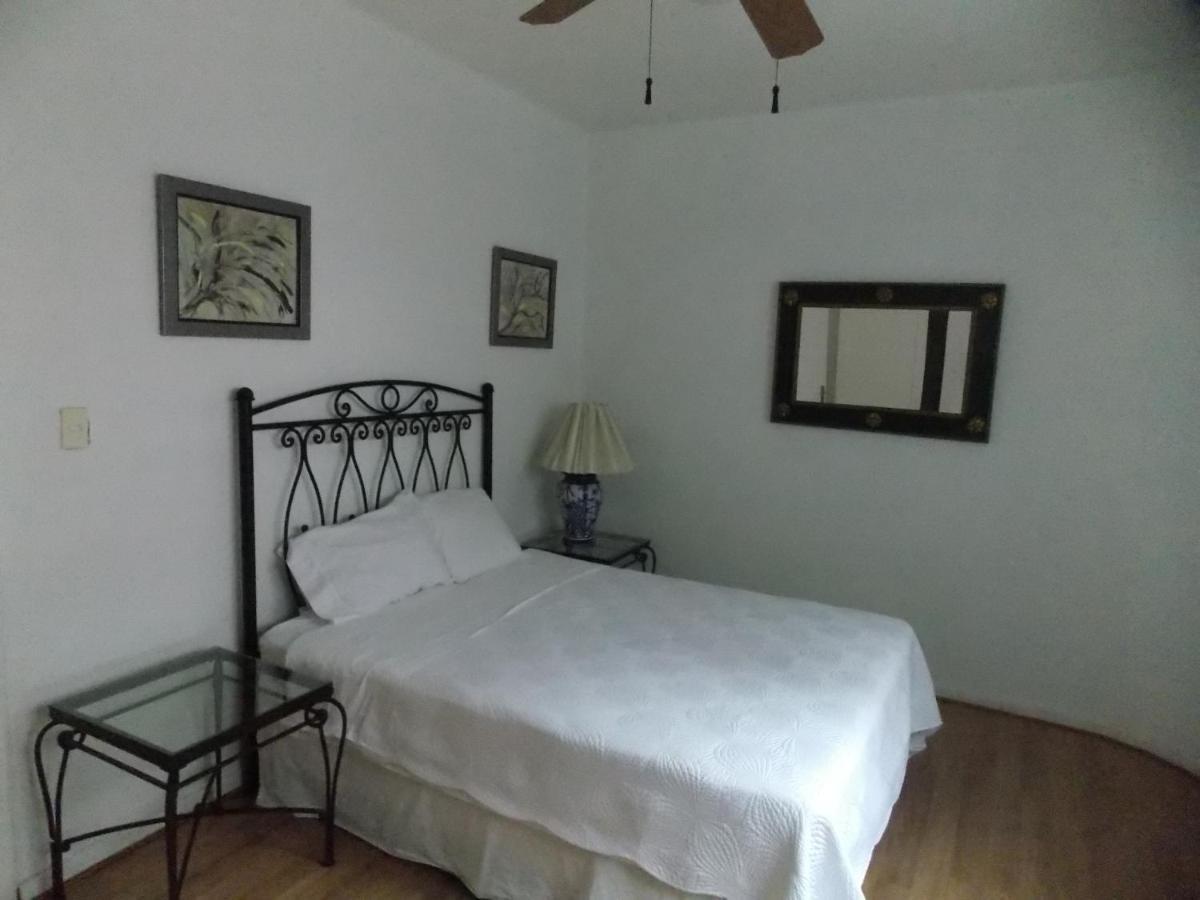 Steinhaus Suites Homero メキシコシティ エクステリア 写真