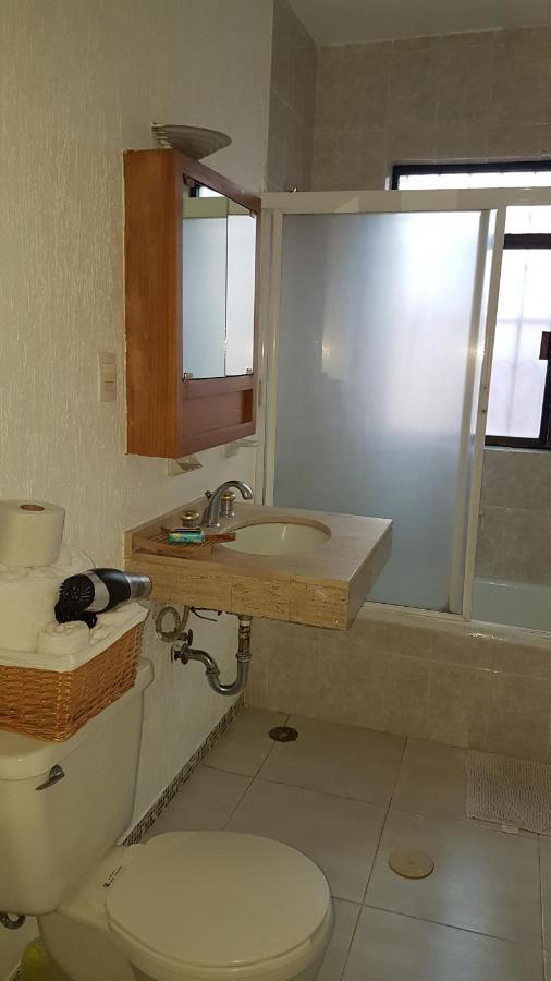 Steinhaus Suites Homero メキシコシティ エクステリア 写真