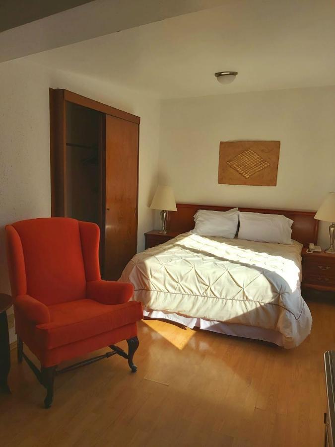 Steinhaus Suites Homero メキシコシティ エクステリア 写真
