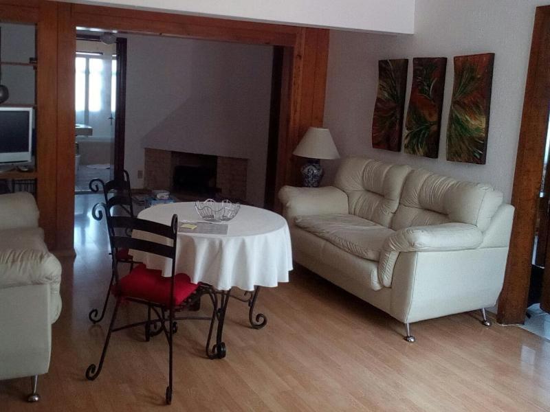 Steinhaus Suites Homero メキシコシティ 部屋 写真