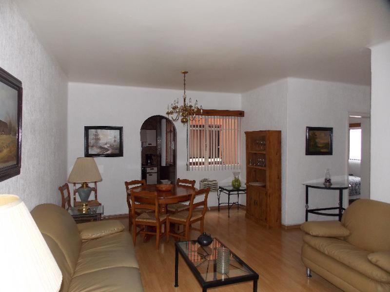 Steinhaus Suites Homero メキシコシティ 部屋 写真